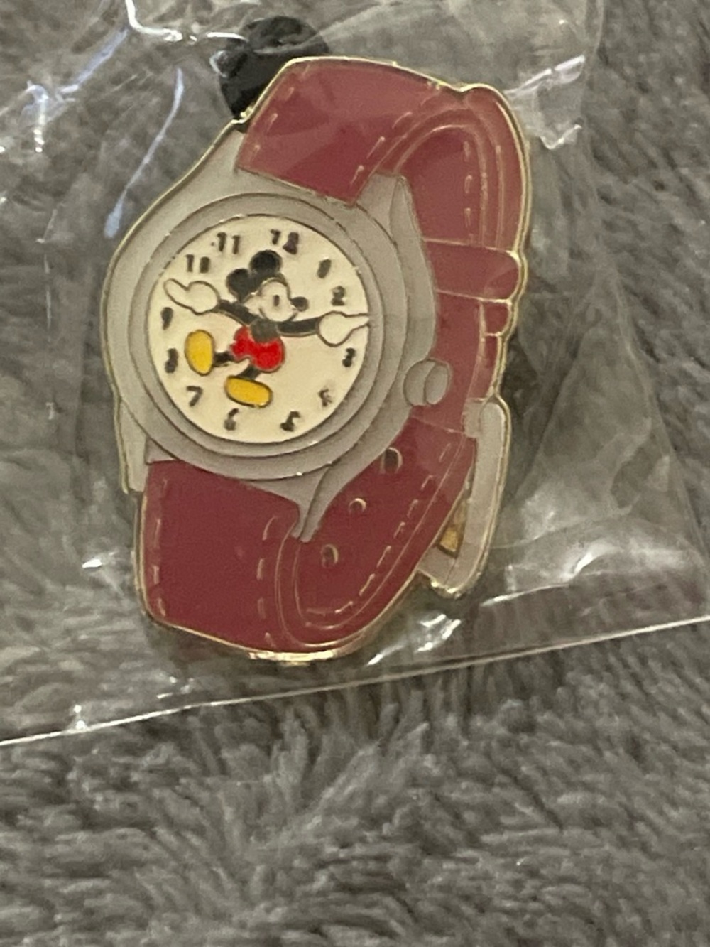Official Tokyo Disney Resort Mickey Mouse Watch Pin My Favorite Items Vol 1